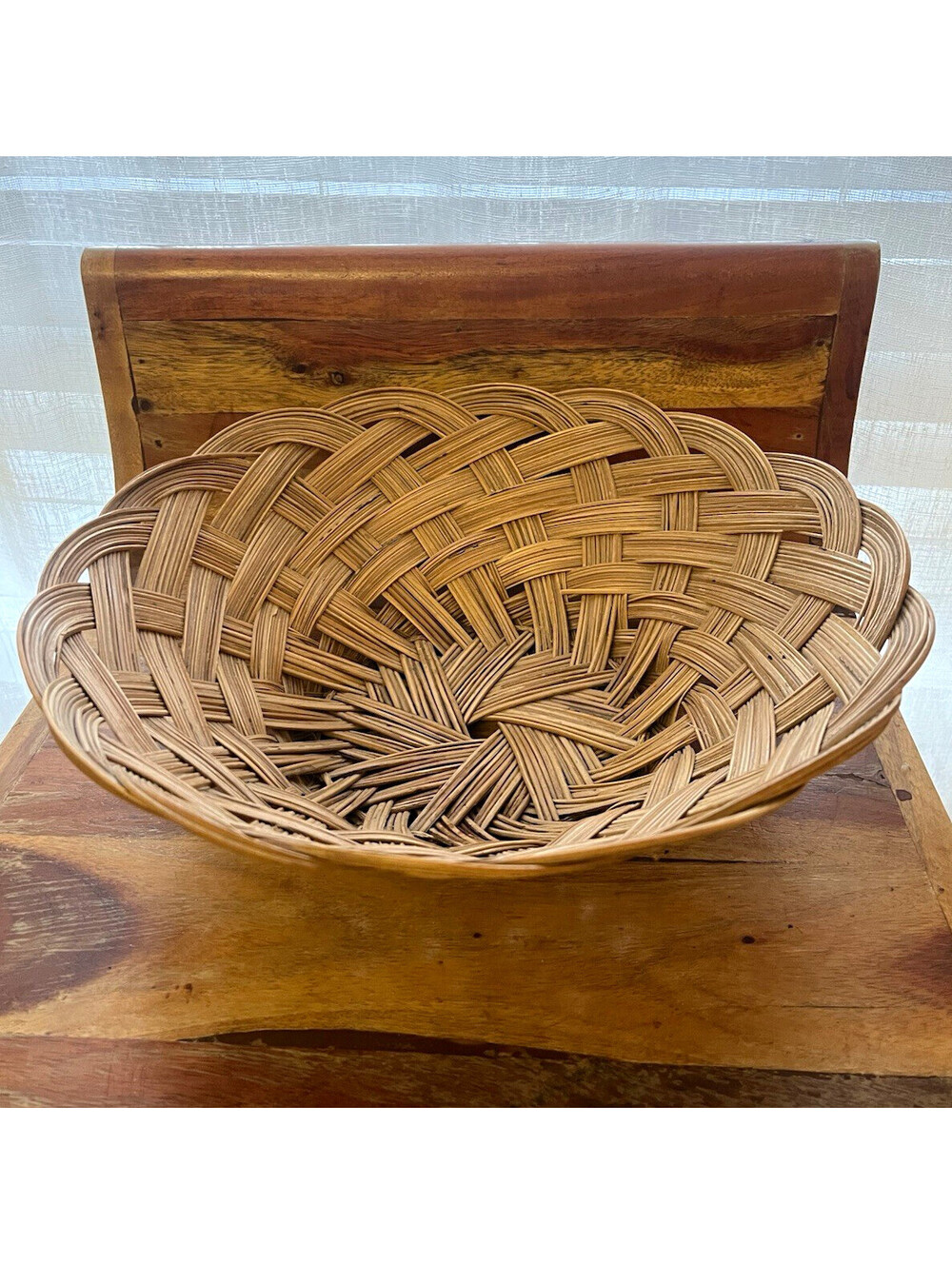 Round Woven Wicker Decorative Basket Bowl, Brown Medium Rustic Bohemian Handmade
